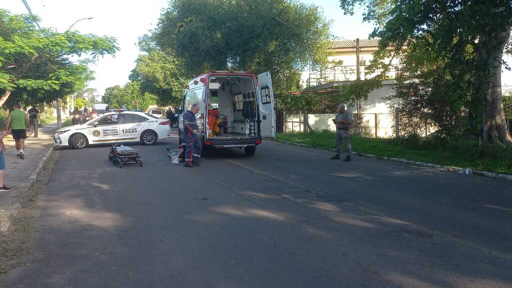 Homem fica ferido ao cair e bater a cabeça após suposta discussão em Santa Maria