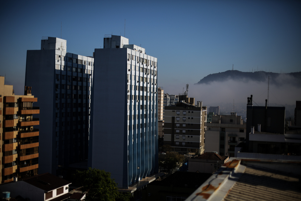 título imagem Temperaturas mais altas retornam só em fevereiro; confira a previsão para o fim de semana