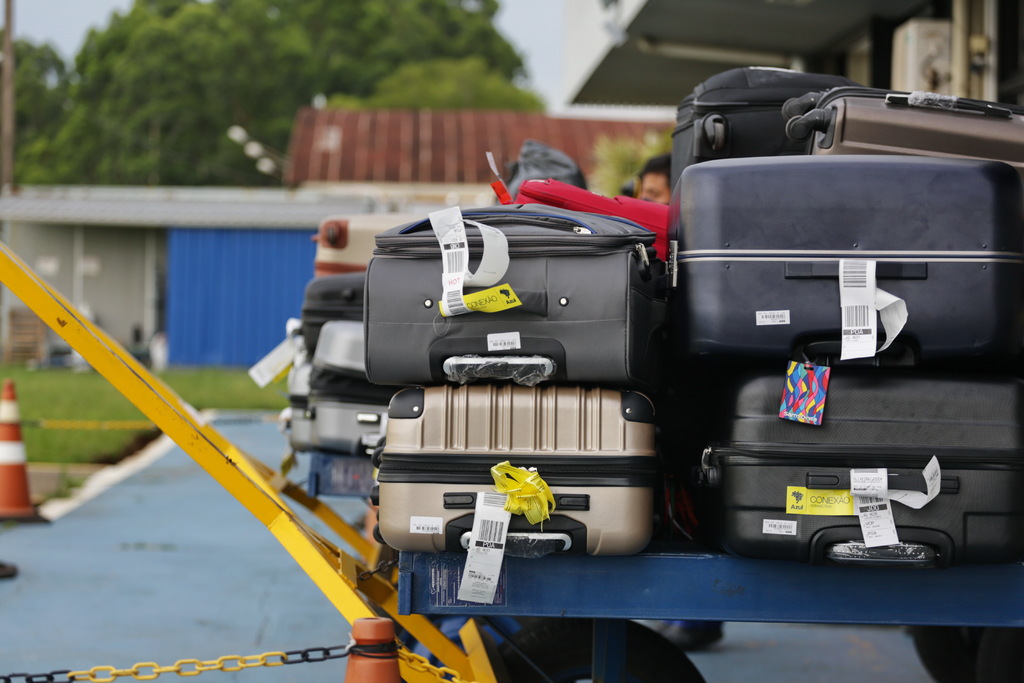 título imagem Viagens canceladas de última hora e sem pacotes comprados: clientes denunciam fraude em agência de Santa Maria