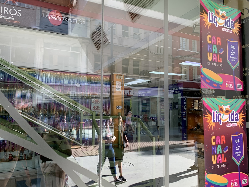 Primeiro dia do Liquida Santa Maria é de bom movimento e expectativa positiva dos lojistas