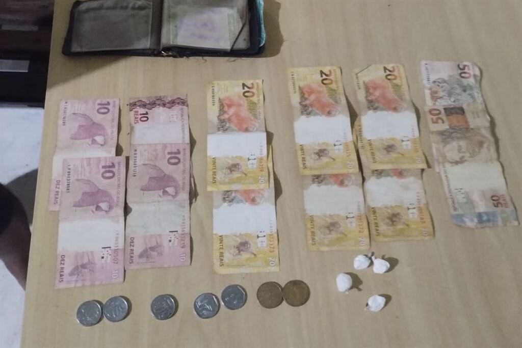 Homem é detido por posse de drogas em Formigueiro