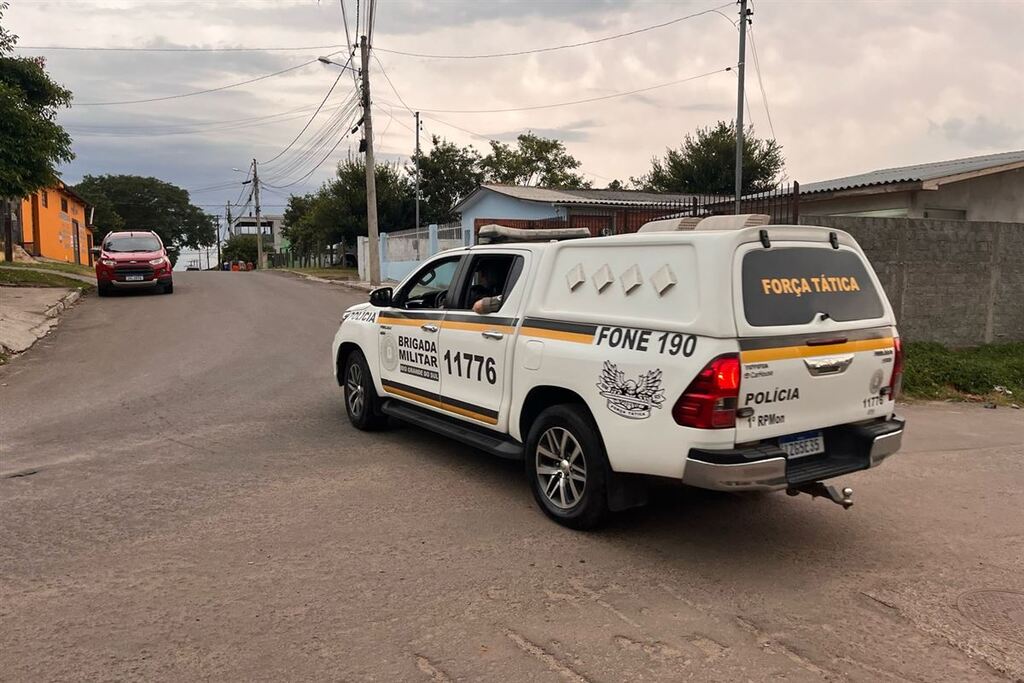 título imagem Homem é assassinado a tiros e outro fica ferido após disparos na região oeste de Santa Maria