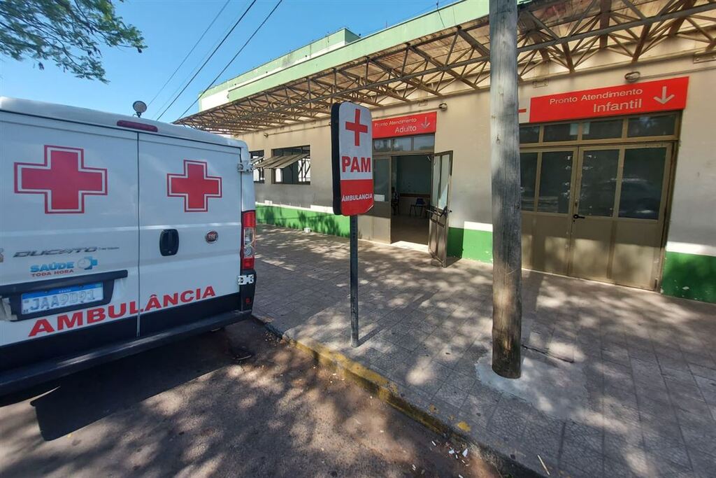 título imagem Jovem é atingido por tiros enquanto caminhava com a namorada pela rua em Santa Maria