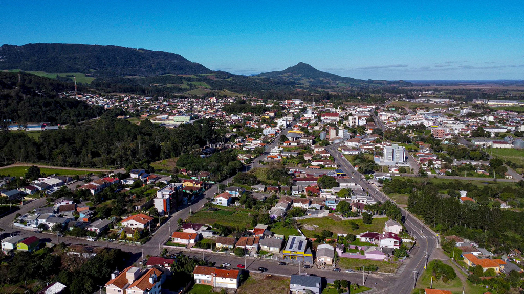Nesta segunda, Faxinal do Soturno comemora 65 anos