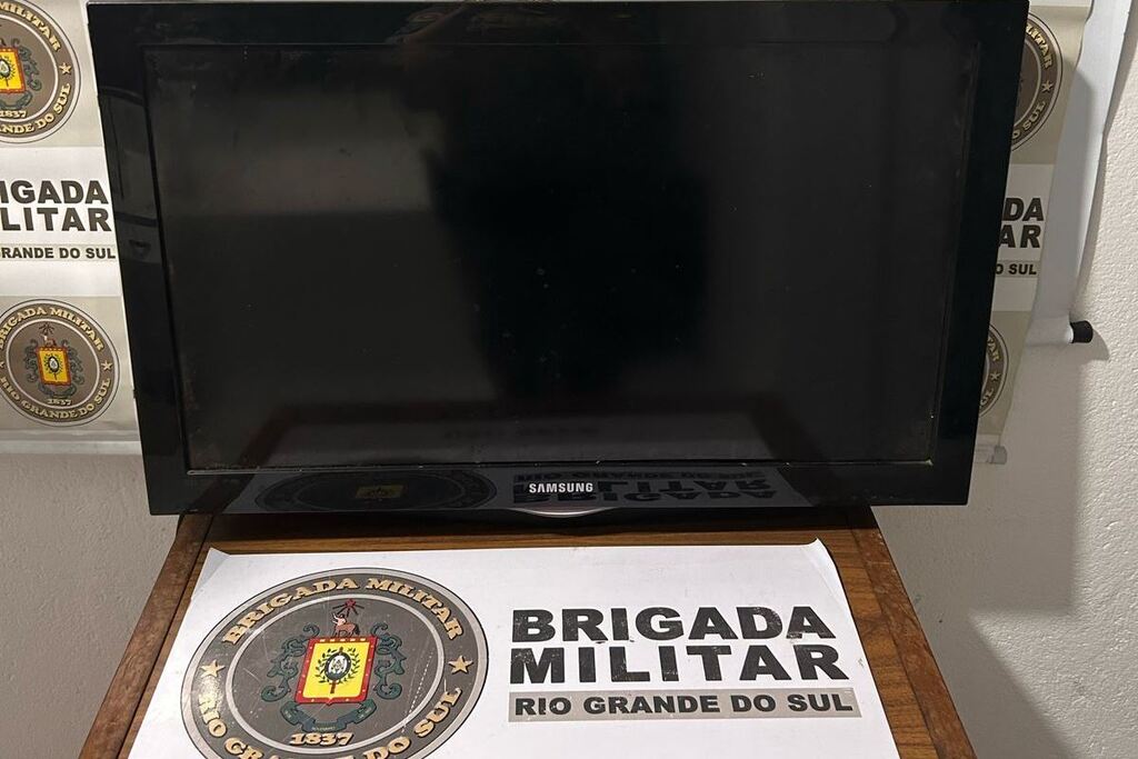 título imagem Homem é preso após arrombar e furtar residência em São Sepé