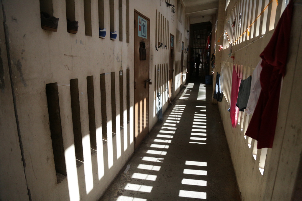 Penitenciária de Santa Maria deve ganhar bloqueador de celular