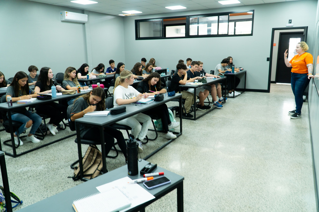 título imagem Em data que marca a volta às aulas, novo espaço de escola particular é inaugurado em Santa Maria