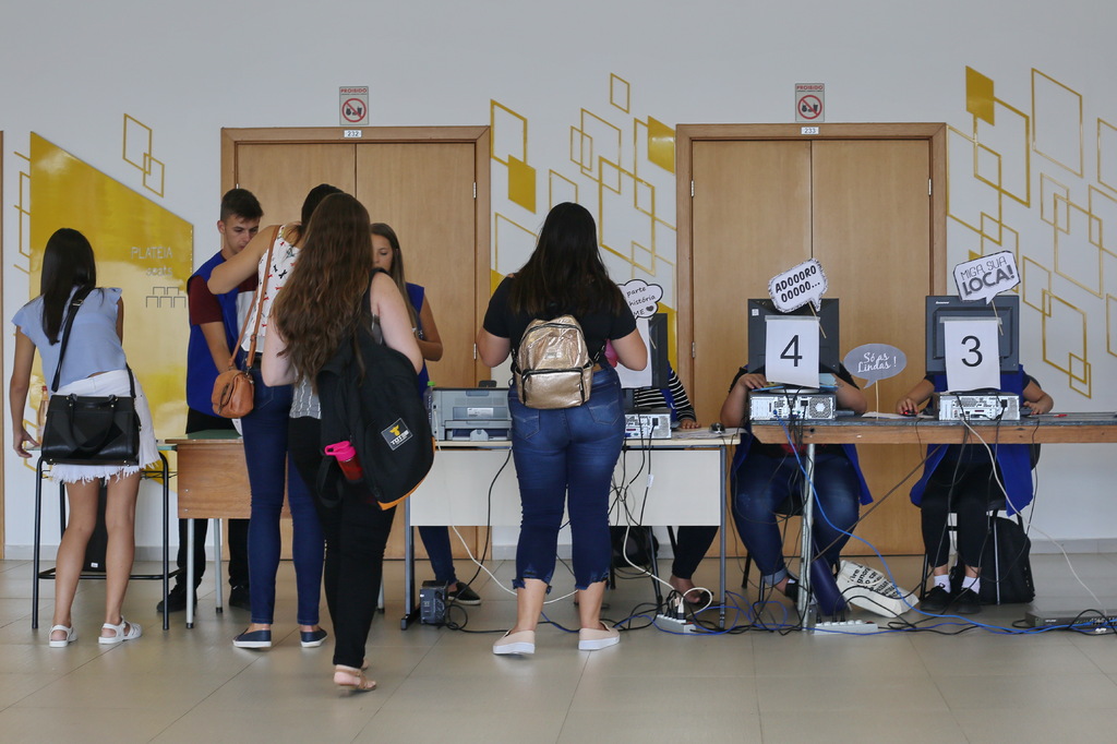título imagem UFSM publica edital da primeira chamada oral da lista de espera; 1.990 vagas estão disponíveis