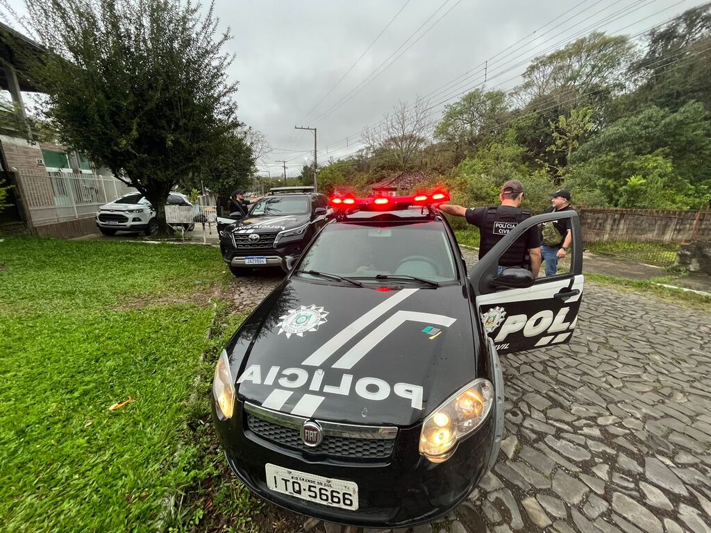 título imagem Três meses de silêncio: entenda a motivação da Polícia Civil para não conceder entrevistas à imprensa no RS
