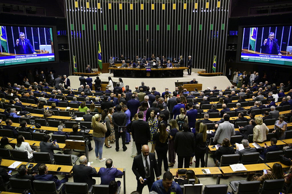 Fim da desoneração da folha será votada dentro de 45 dias pelo Congresso Nacional Fim da desoneração da folha será votada dentro de 45 dias pelo Congresso Nacional