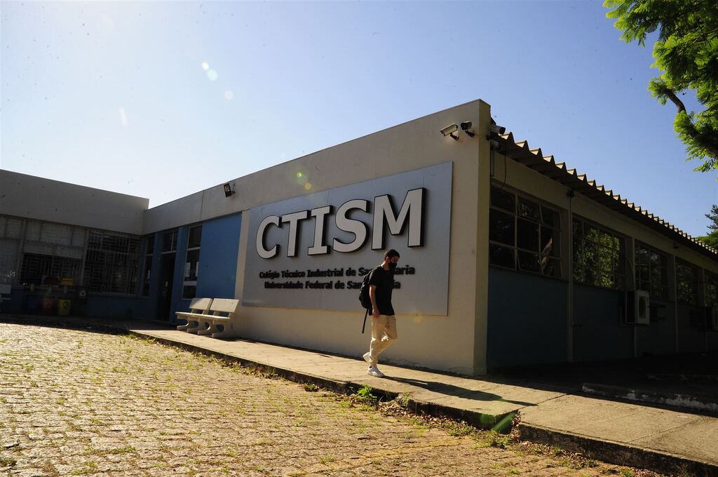 título imagem Ctism oferece vagas remanescentes para cursos técnicos subsequentes