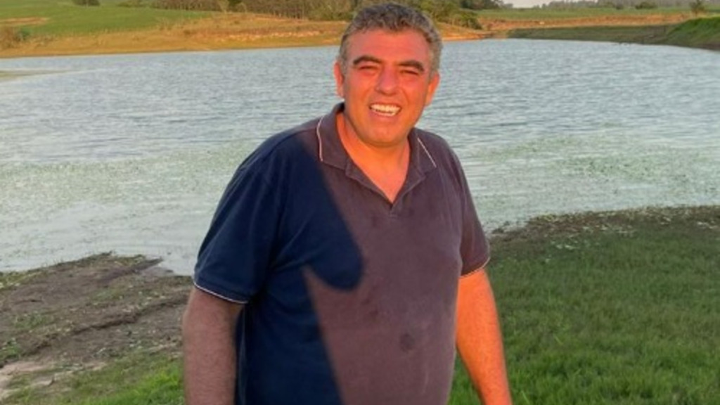 Empresário é encontrado morto em propriedade rural na região, e polícia investiga possível homicídio