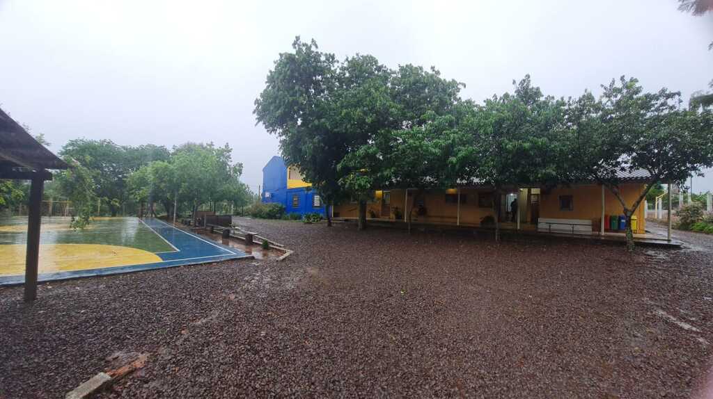 título imagem Escola José Paim de Oliveira receberá verba federal para aprimorar o ensino em tempo integral