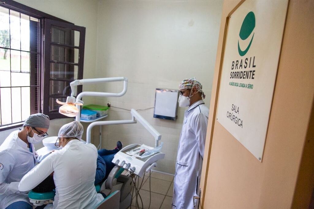No Dia Mundial da Saúde bucal, conheça o projeto que já atendeu mais de 2,2 mil pessoas em Santa Maria