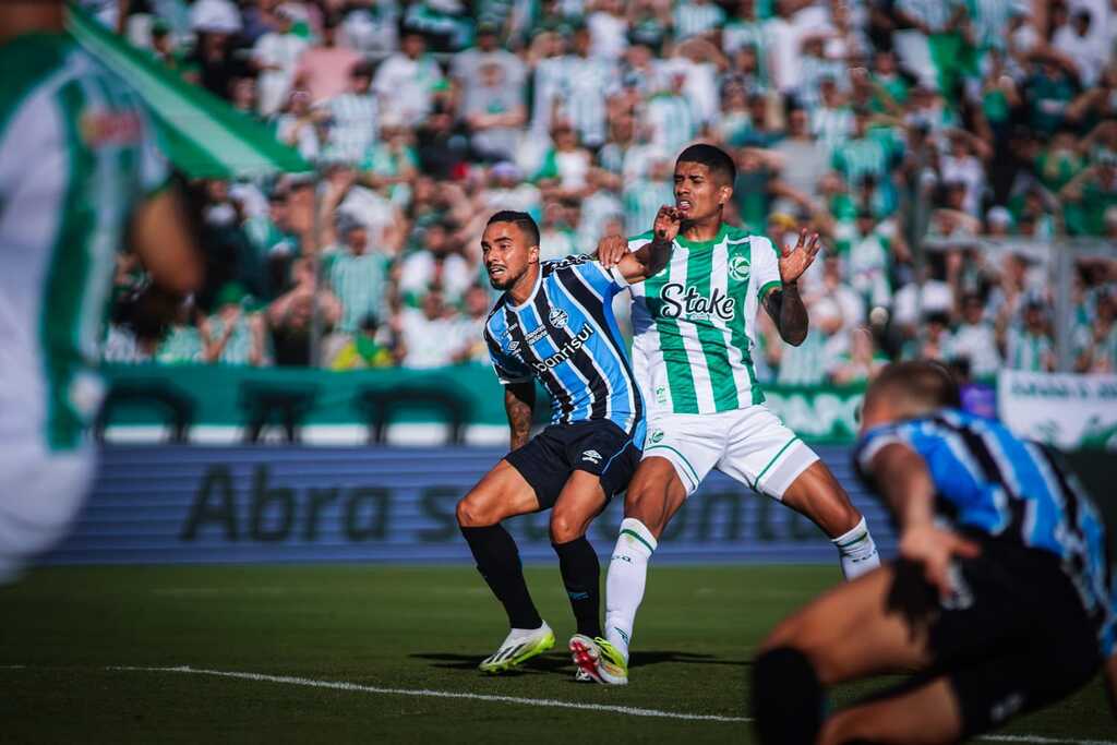 Juventude e Grêmio empatam em 0 a 0 no confronto de ida da final do Gauchão Juventude e Grêmio empatam em 0 a 0 no confronto de ida da final do Gauchão