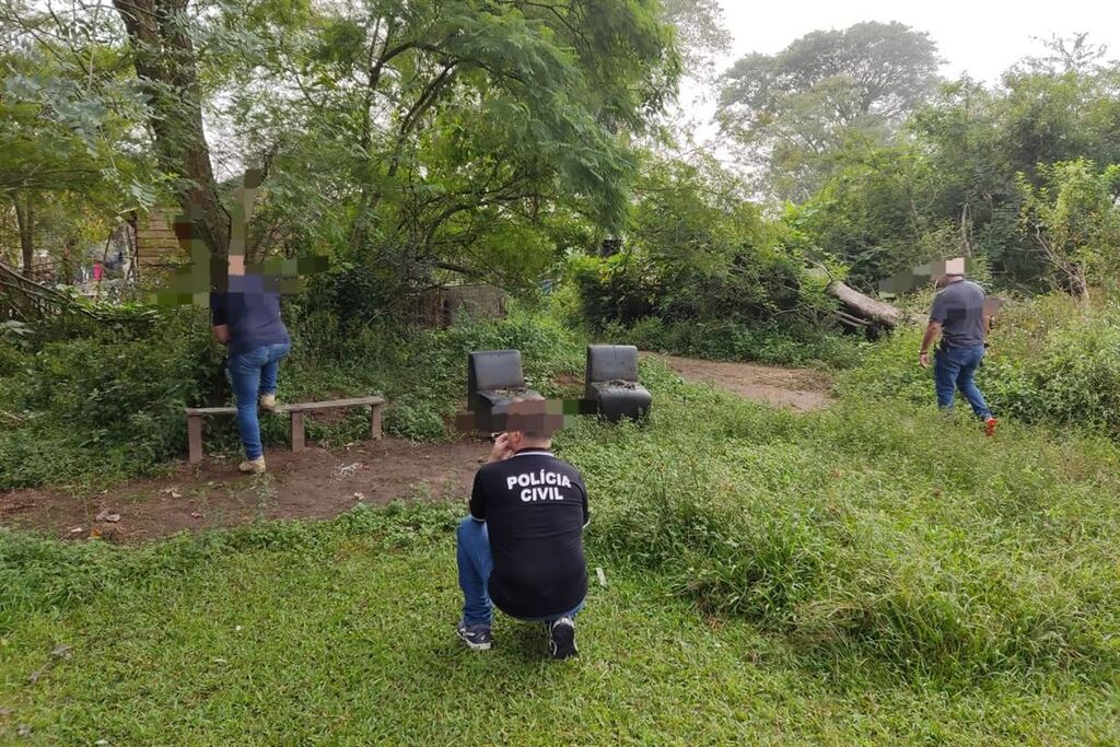 título imagem Suspeitos de matarem homem a tiros em Santa Maria são alvo de operação da Polícia Civil