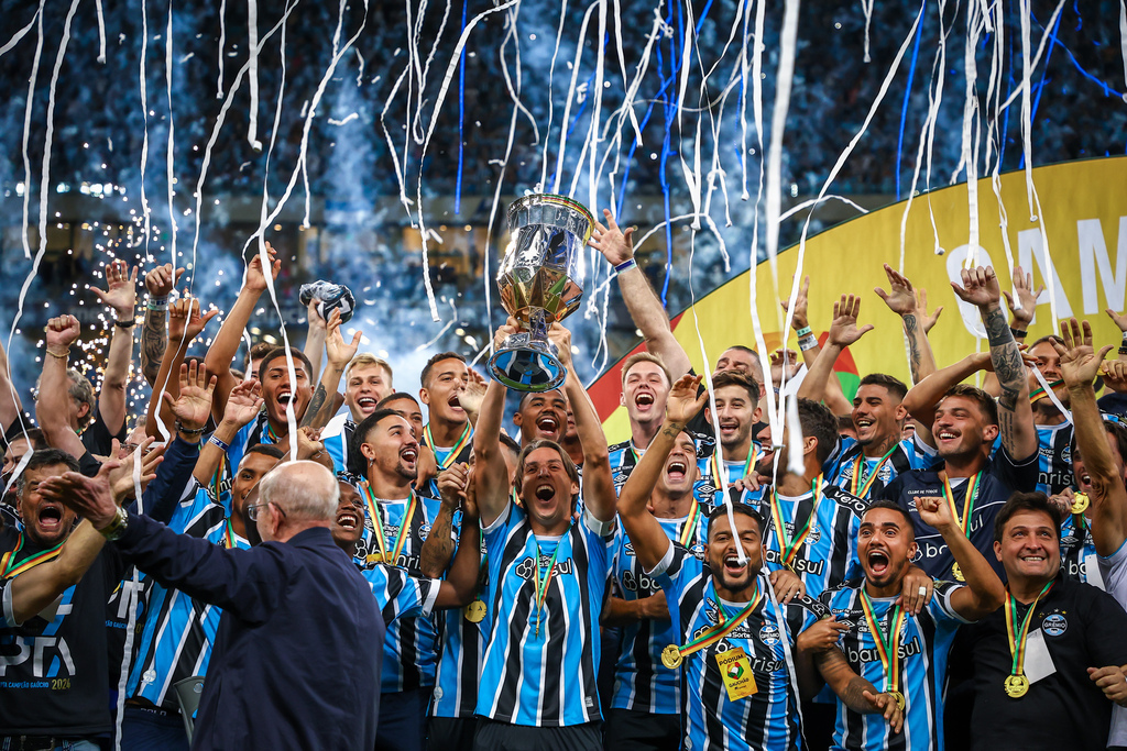 FOTO: baixe o pôster do heptacampeonato gaúcho do Grêmio FOTO: baixe o pôster do heptacampeonato gaúcho do Grêmio