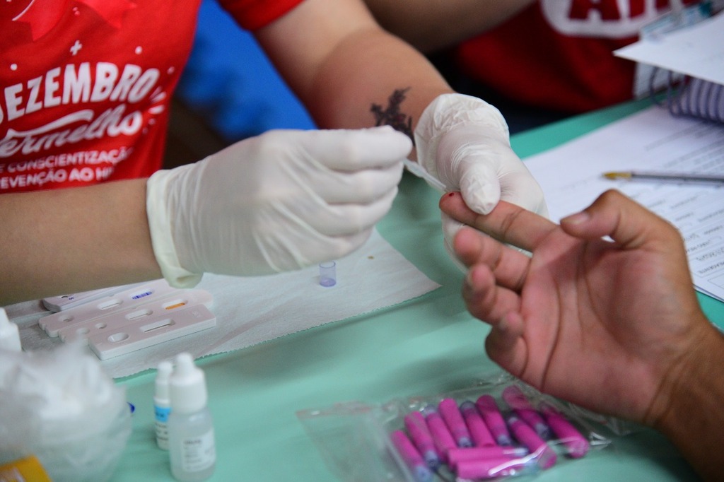 Santa Maria terá plataforma digital para facilitar atendimento de pessoas que vivem com HIV e outras ISTs