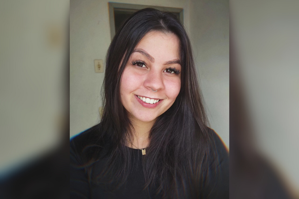 Jovem encontrada morta em casa abandonada não apresentaria marcas de violência, diz polícia