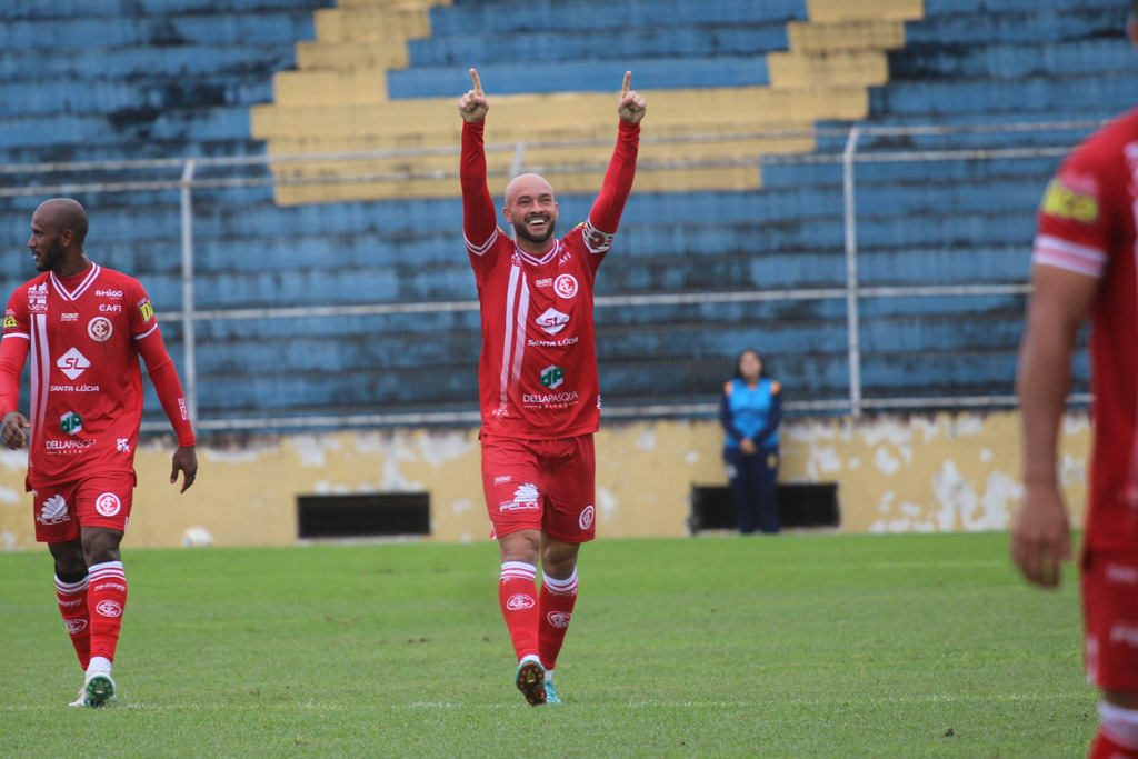 título imagem Com gol de Michel, Inter-SM vence o Pelotas na Boca do Lobo na estreia da Divisão de Acesso