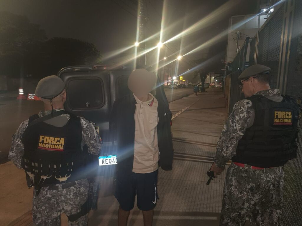 Foto: Reprodução - Santa-mariense de 24 anos, que estaria escondido em uma chácara de Ponta Porá, na fronteira do Paraguai, foi preso no sábado pela PF, com ajuda da Força de Segurança Nacional