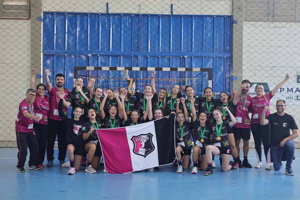 Time de Santa Maria é campeão da Taça Sul Brasileiro de Handebol Infantil Feminino