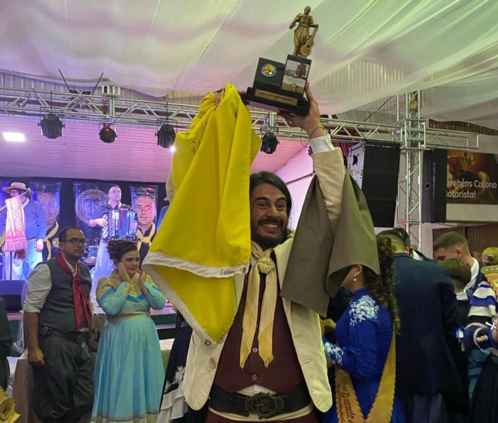 1º Peão Farroupilha do Rio Grande do Sul é de Santa Maria