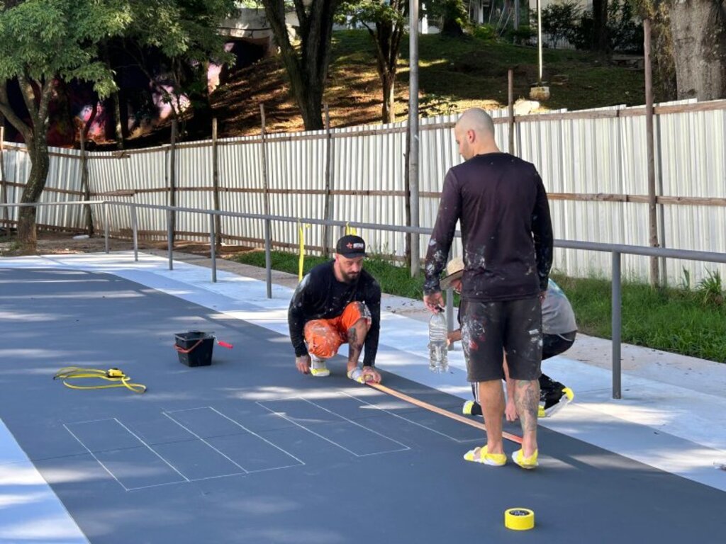 Com início da pintura da quadra infantil, reforma das quadras esportivas do Parque Itaimbé está 95% concluída