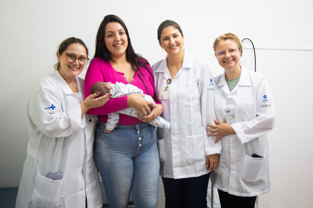 título imagem Projeto do Husm busca ser rede de apoio e suporte para mães durante amamentação