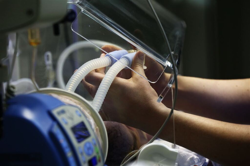 Ministério da Saúde destina R$ 97 milhões para ampliar UTIs pediátricas