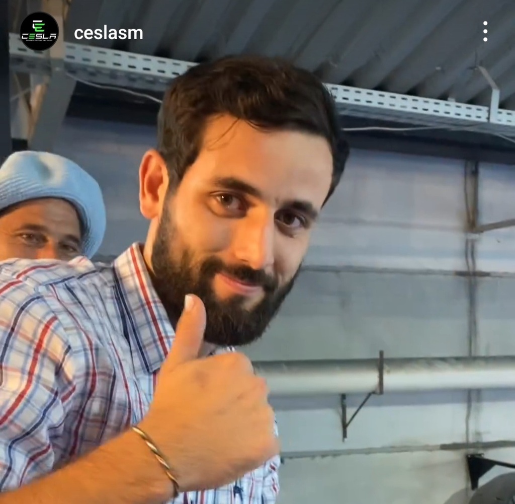 Cesla, Reprodução - 