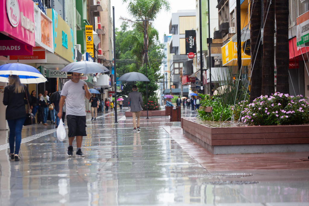 Previsão do tempo: chuvas da semana devem ultrapassar o esperado para todo o mês de maio