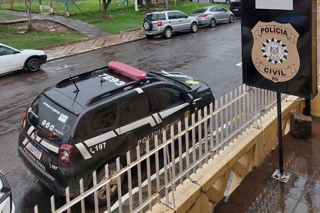 título imagem Homem é preso por descumprir medidas protetivas em Santa Maria