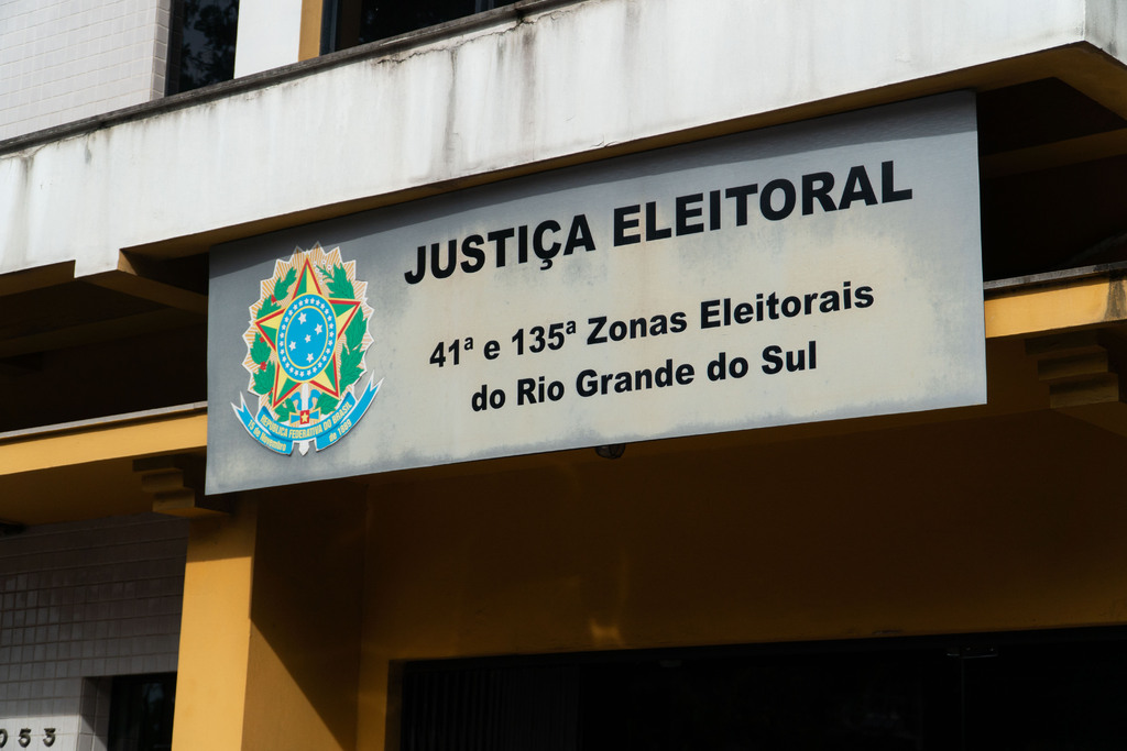 título imagem Cartórios eleitorais abrirão no feriado de 1º de maio