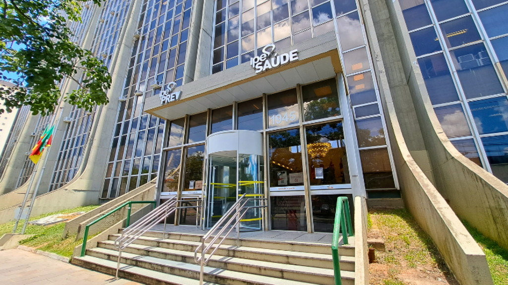 título imagem Procuradoria-Geral do Estado adotará medidas para impedir falta de assistência aos usuários do IPE Saúde