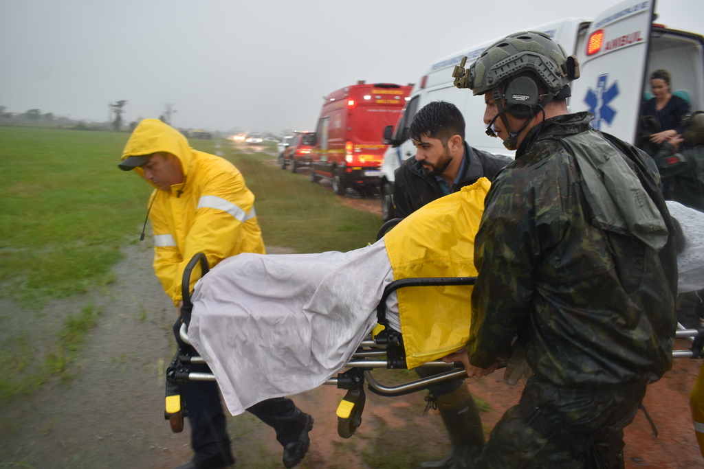 Gestantes em trabalho de parto são transferidas de helicóptero até Santa Maria