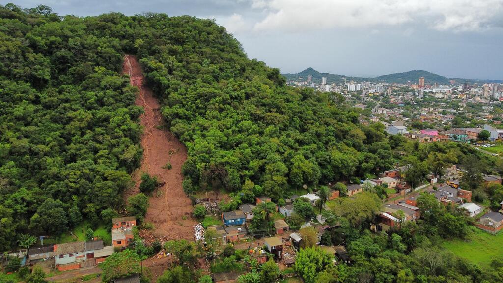 Governador decreta estado de calamidade pública por conta das cheias no Rio Grande do Sul