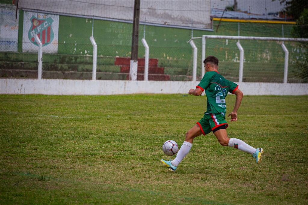título imagem Riograndense comemora aniversário com evento solidário para atingidos pelas enchentes