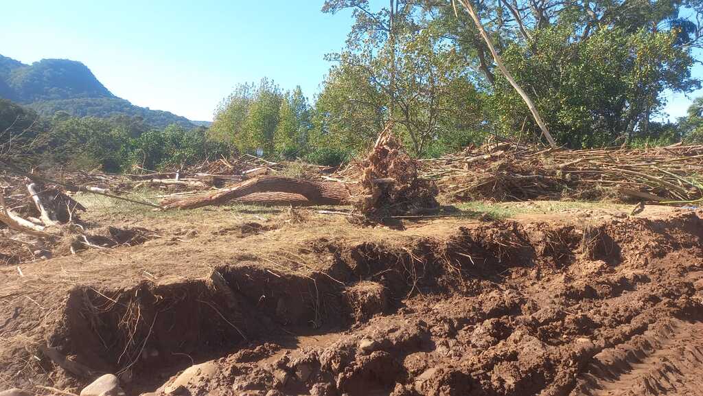 título imagem Enchente muda cenário de Três Barras: Arroio Grande e Boca do Monte são os distritos mais afetados pela enxurrada
