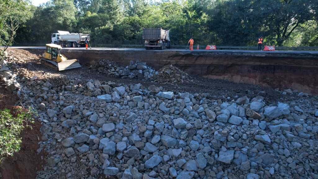 BR-158 voltará a ser liberada durante o dia nesta segunda-feira entre Santa Maria e Itaara