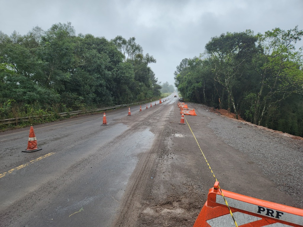 Dnit libera tráfego de veículos na BR-158 na tarde desta segunda-feira Dnit libera tráfego de veículos na BR-158 na tarde desta segunda-feira