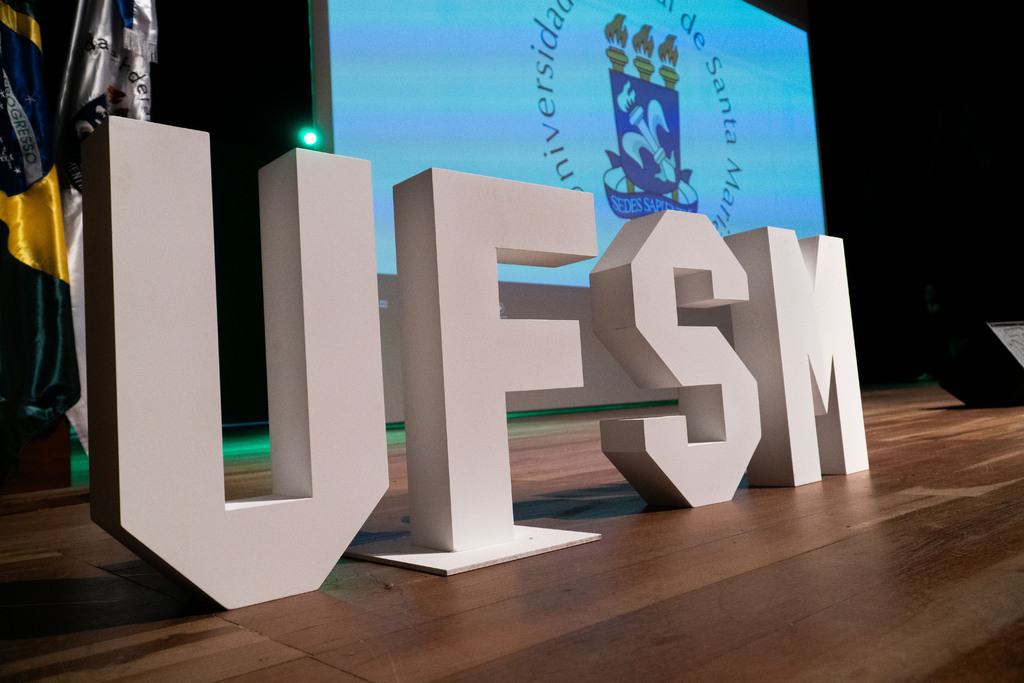 CCSH e Centro de Educação da UFSM decidem voltar às aulas em 27 de maio; confira o que dizem a instituição e o DCE