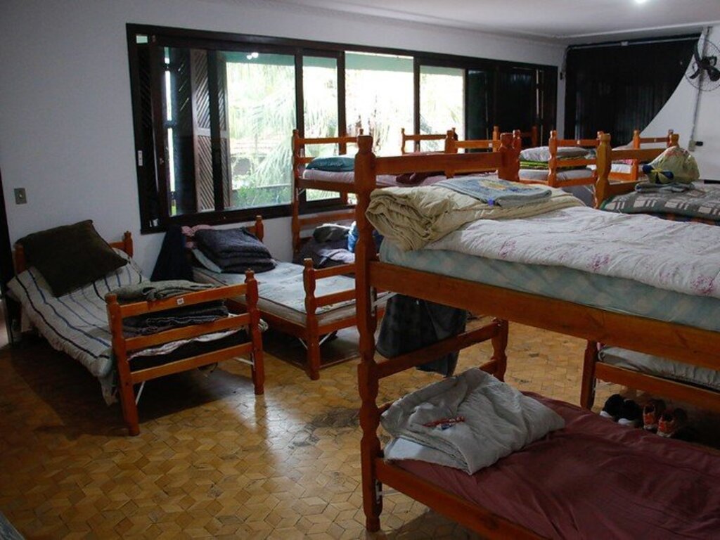 20 pessoas em situação de rua que estavam em abrigo temporário por causa das chuvas em Santa Maria são transferidas para casa de passagem 20 pessoas em situação de rua que estavam em abrigo temporário por causa das chuvas em Santa Maria são transferidas para casa de passagem