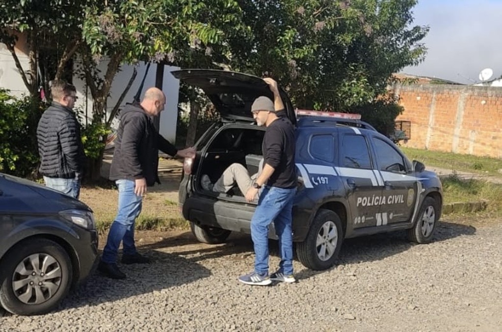 Foto: Polícia Civil - Suspeito foi preso no mesmo bairro que teria tentado cometer o homicídio