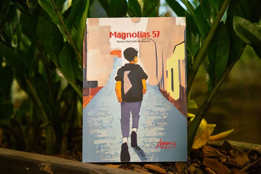 Livro Magnólias 57 retrata Santa Maria nos anos 80; ficção será lançada em 28 de junho Livro Magnólias 57 retrata Santa Maria nos anos 80; ficção será lançada em 28 de junho
