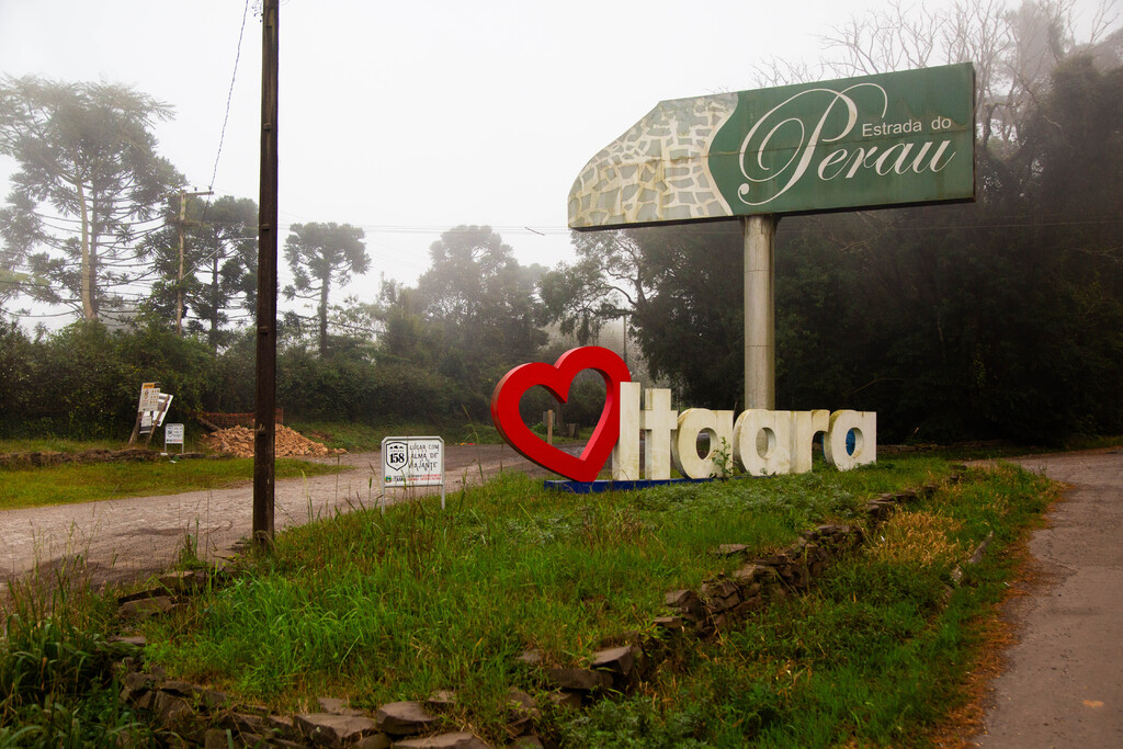 Bloqueada há 40 dias, histórica Estrada do Perau segue sem previsão para liberação