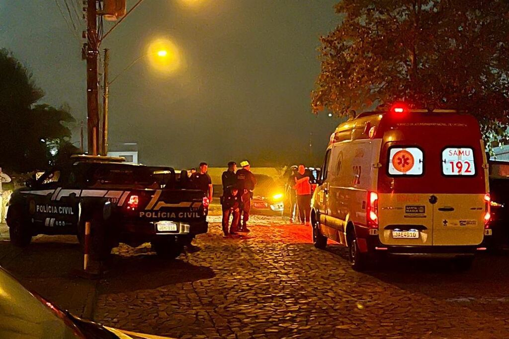 Jovem ferido a tiros na noite de terça-feira não corre risco de morte; Polícia Civil investiga o caso Jovem ferido a tiros na noite de terça-feira não corre risco de morte; Polícia Civil investiga o caso