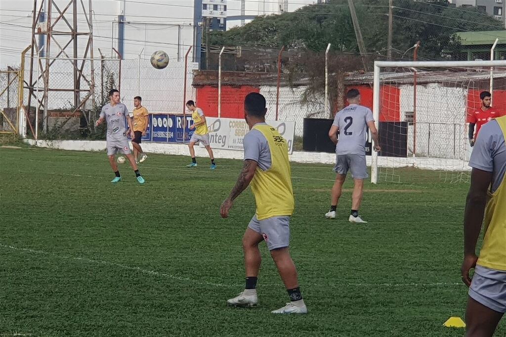 Inter-SM intensifica trabalhos para encarar o Monsoon no domingo