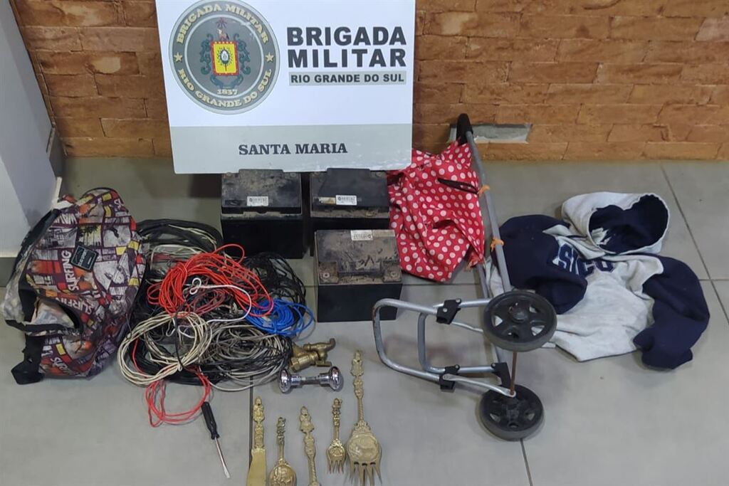 Jovem é preso após tentativa de furto e invasão de residência em Santa Maria