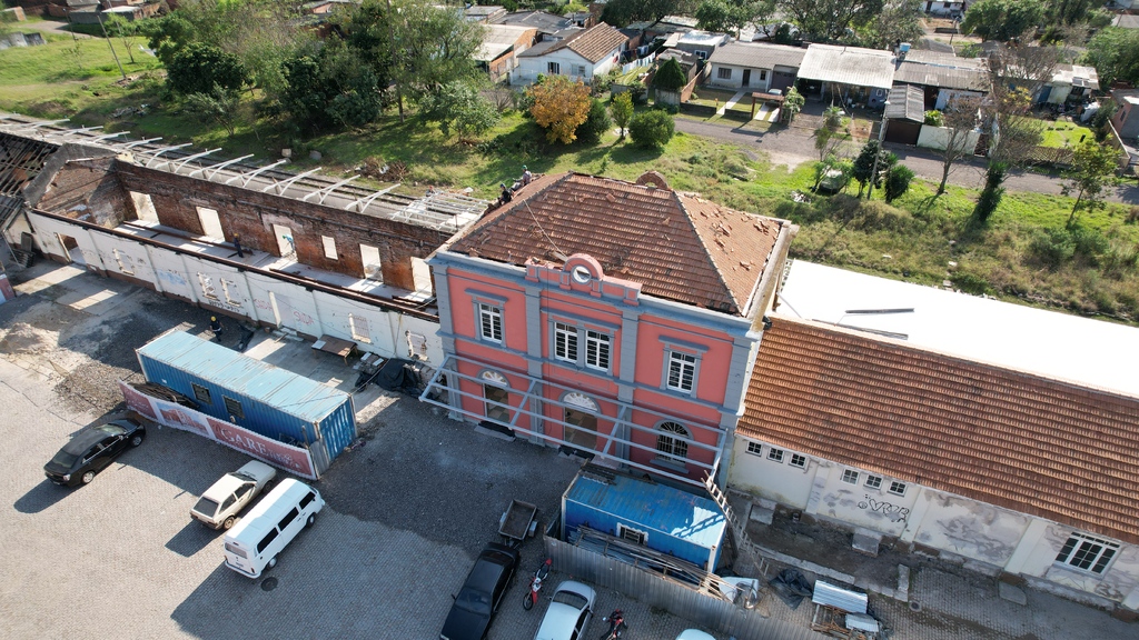 título imagem Conclusão da reforma da Gare da Viação Férrea é adiada para agosto
